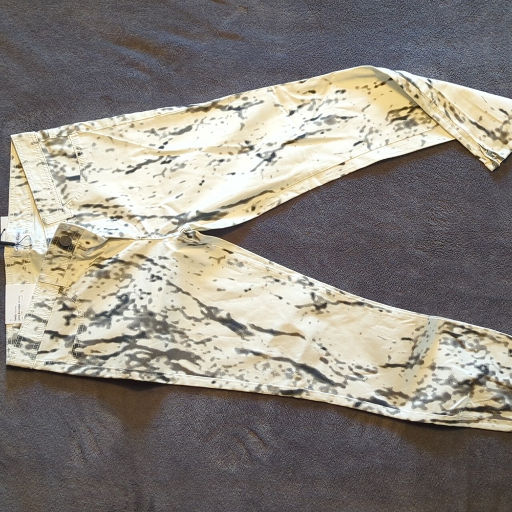 Calvin Klein body skinny pants